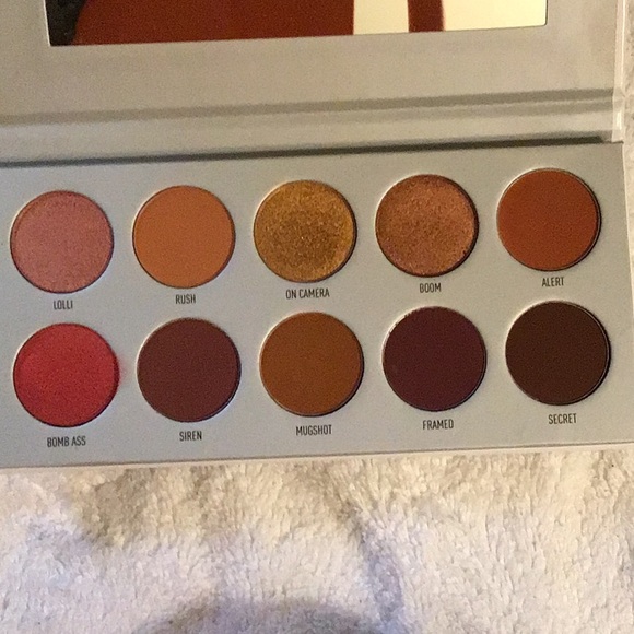 Makeup - Picture 5 of 5